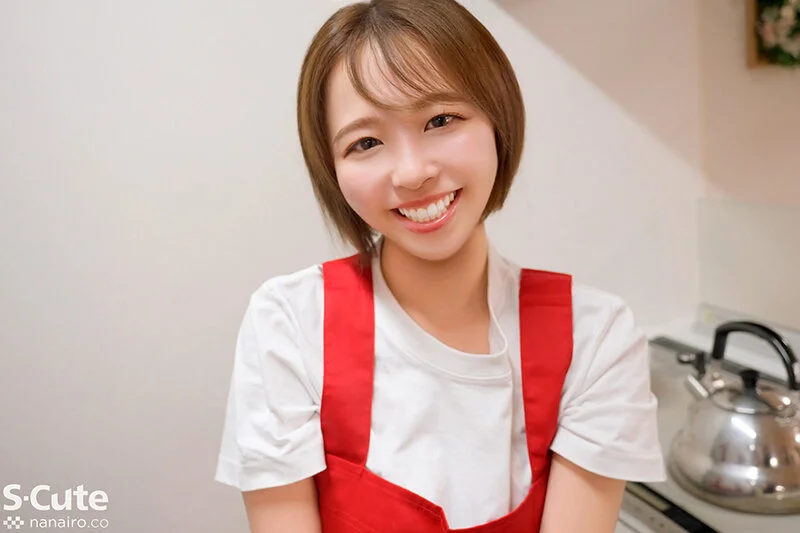 宍戸里帆　エプロン